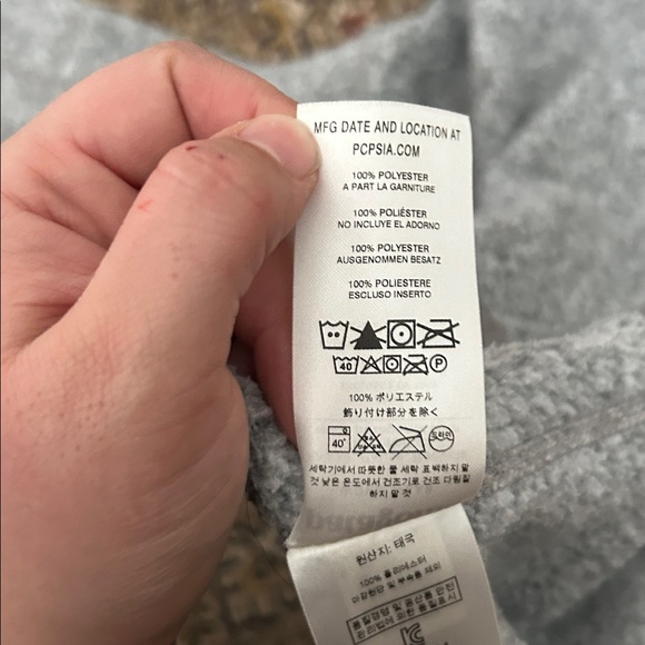 Women’s Patagonia Sweater - Picture 8 of 12